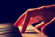 田径项目争奇斗艳，冠军誓言